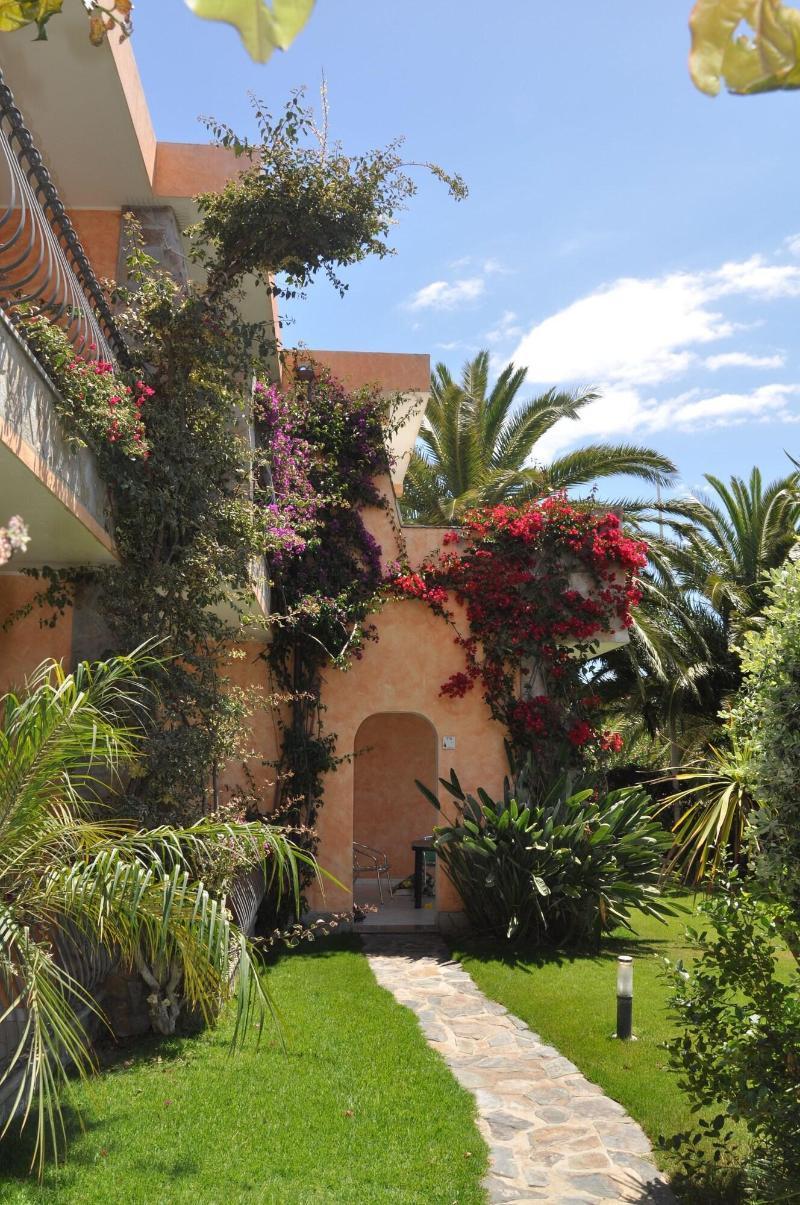 Palm Village Villasimius Exterior photo